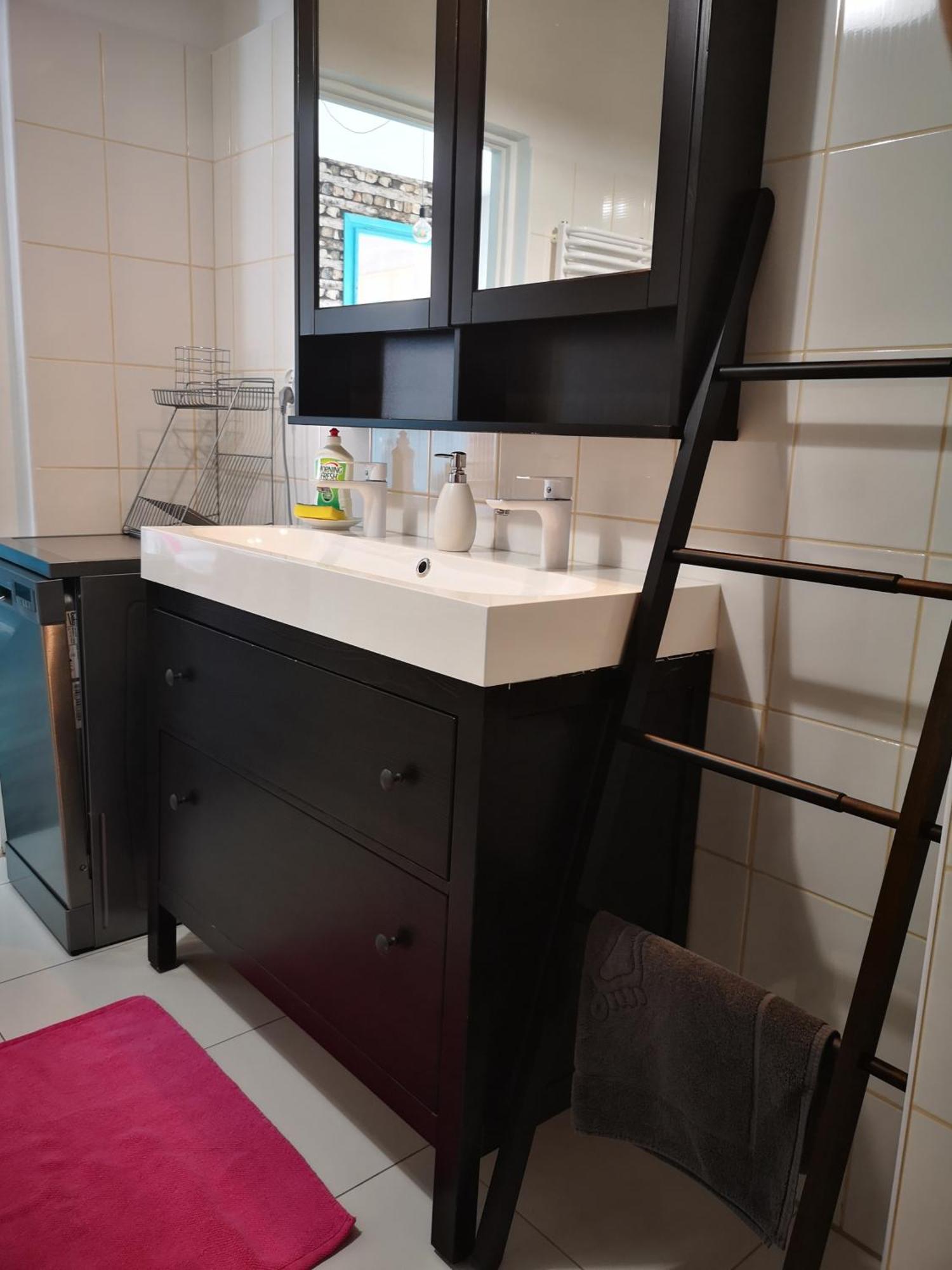 Kot Pocztowy Apartment Dlugopole-Zdroj Luaran gambar