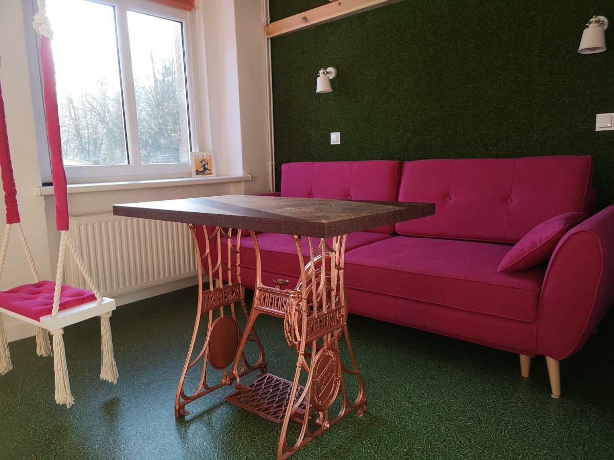 Kot Pocztowy Apartment Dlugopole-Zdroj Luaran gambar